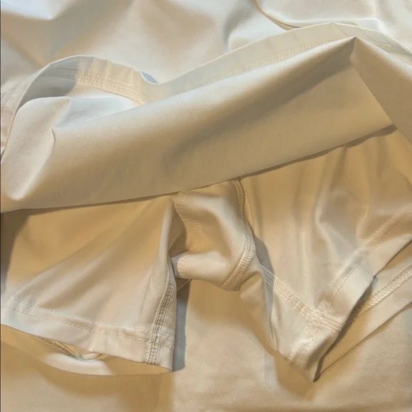 Columbia White Skort Women's Large - Picture 7 of 7
